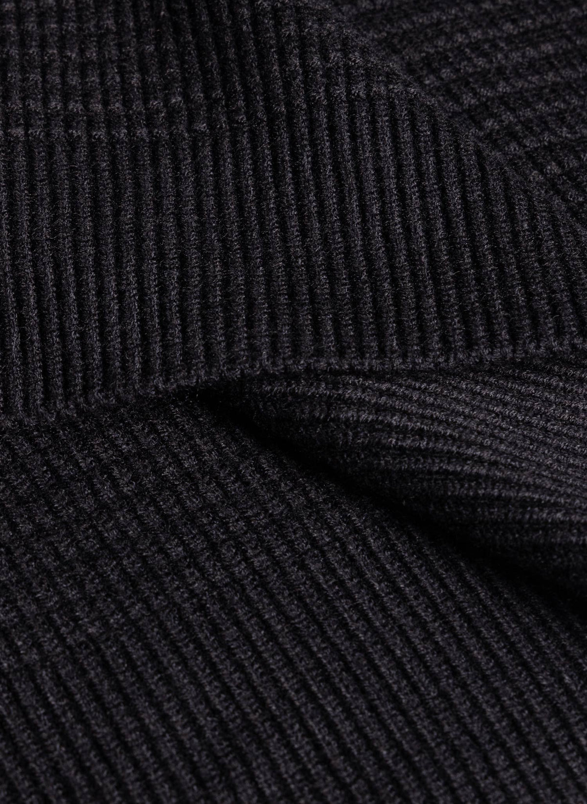 WAFFLE RIBBED QUATER ZIP SWEATER