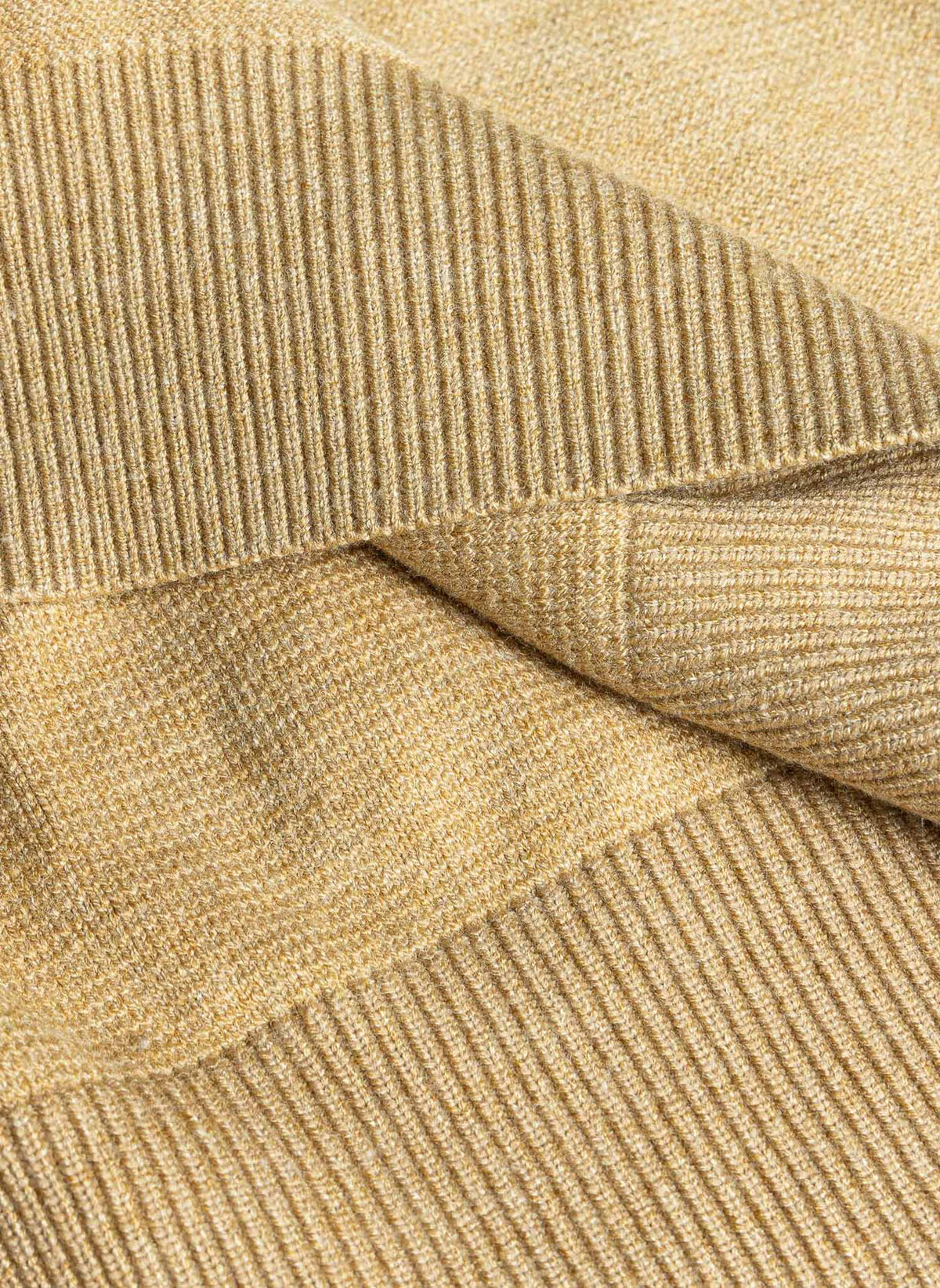 CONTRAST COLLAR HALF ZIP POLO SWEATER