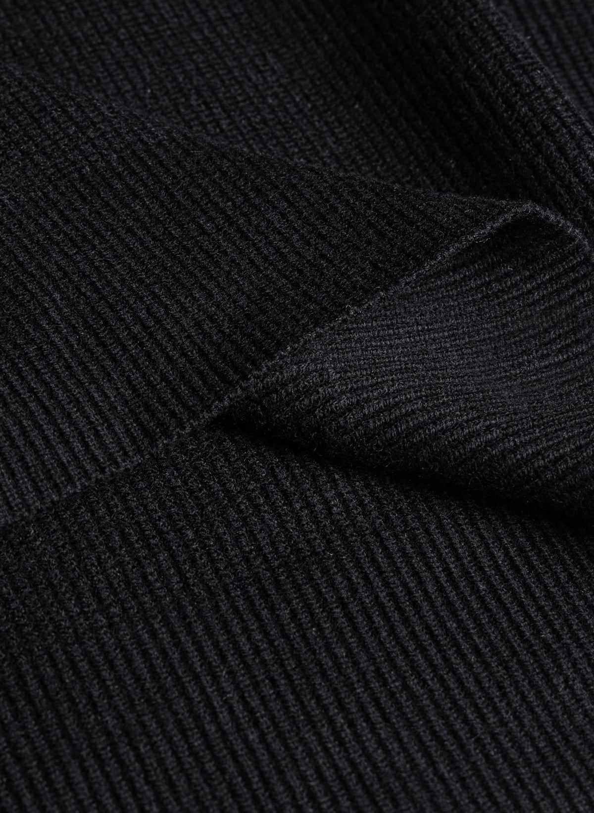 KNIT QUATER ZIP SWEATER
