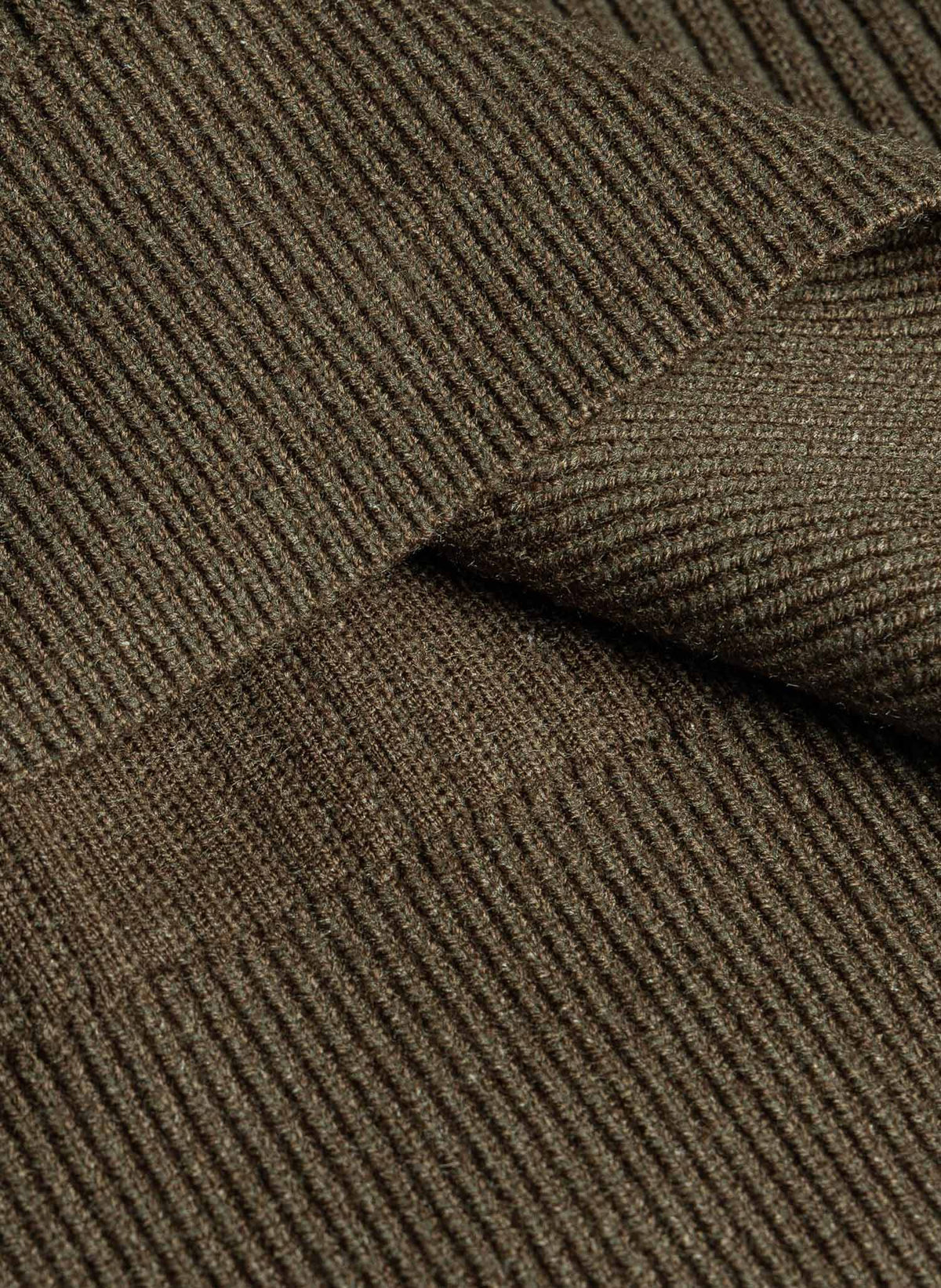 RIBBED POLO KNIT SWEATER