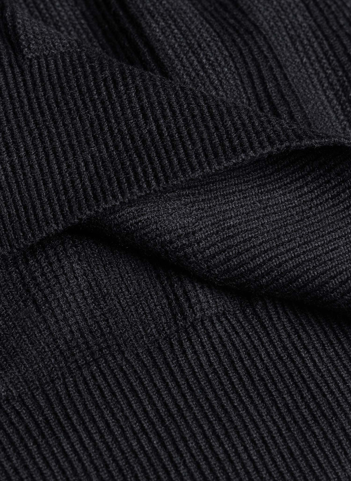 TEXTURED POLO KNIT SWEATER