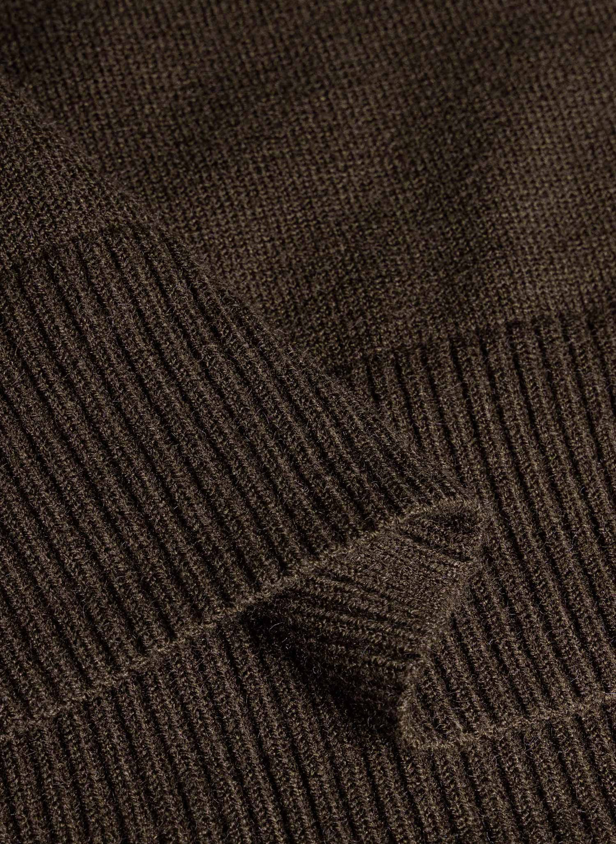 CABLE KNIT CASHMERE SWEATER SET