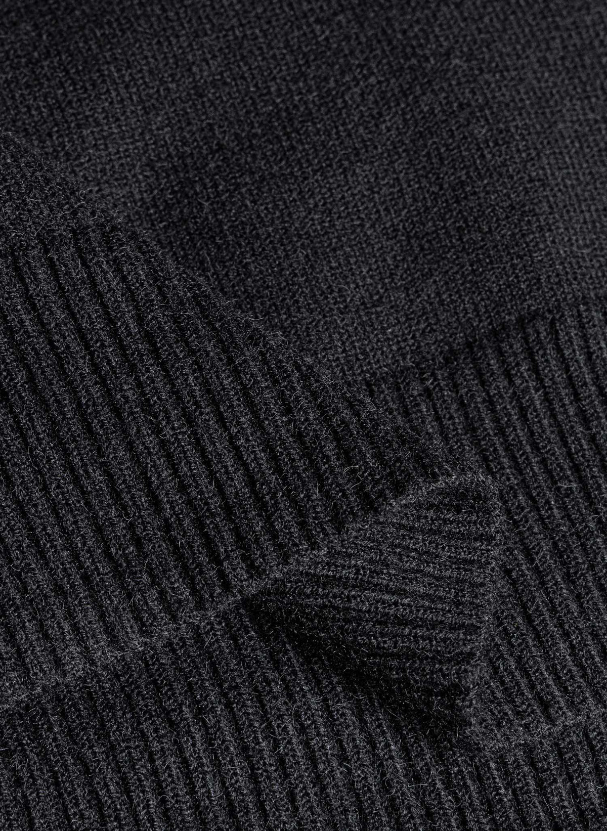 CABLE KNIT CASHMERE SWEATER SET