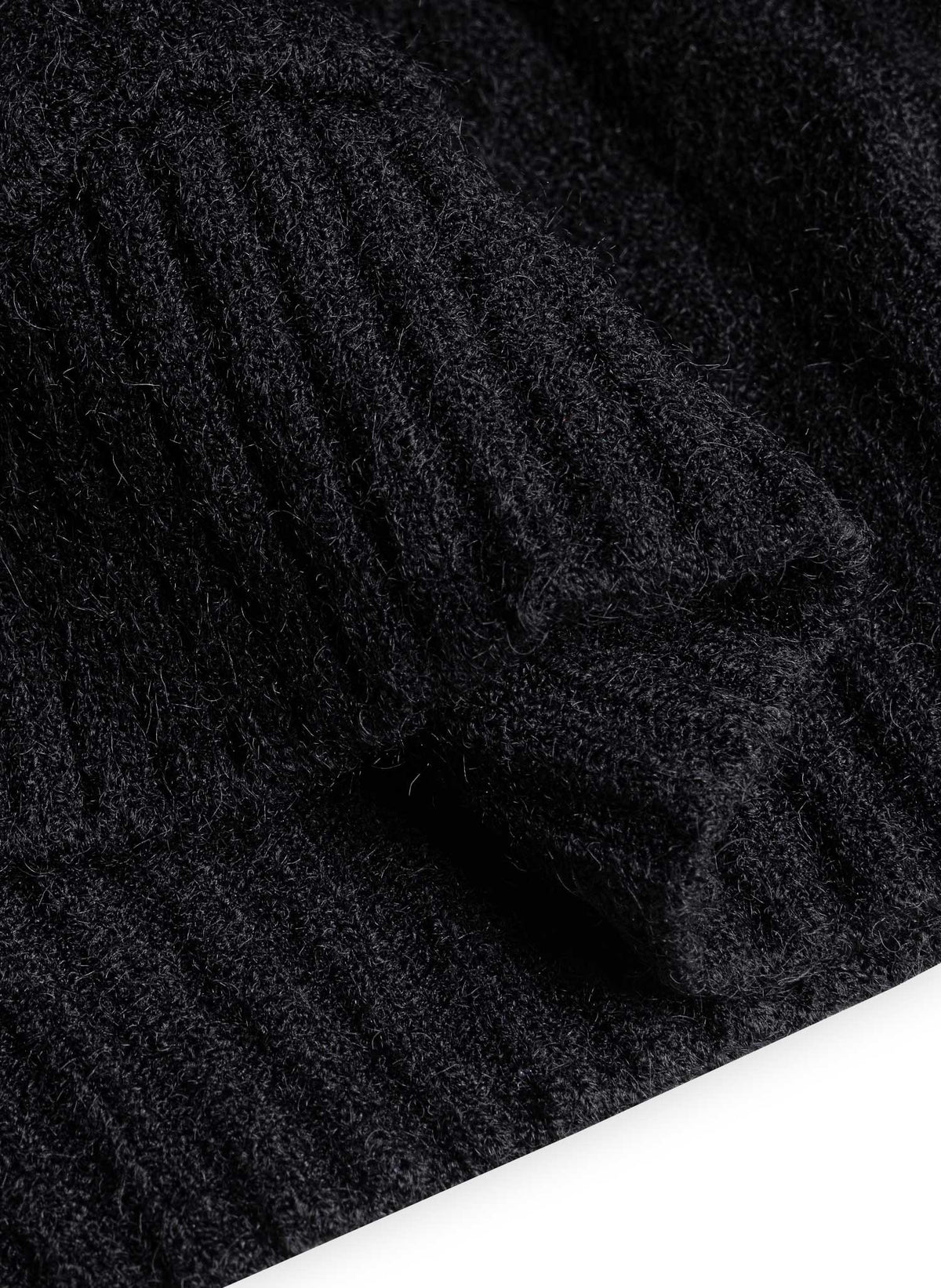 CABLE KNIT BUTTON FRONT CARDIGAN