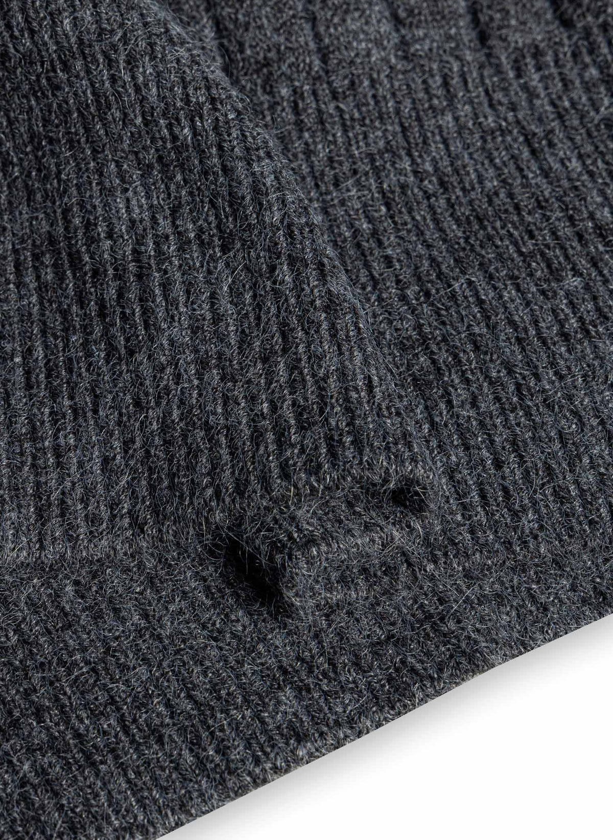 QUARTER ZIP RIBBED KNIT SWEATER