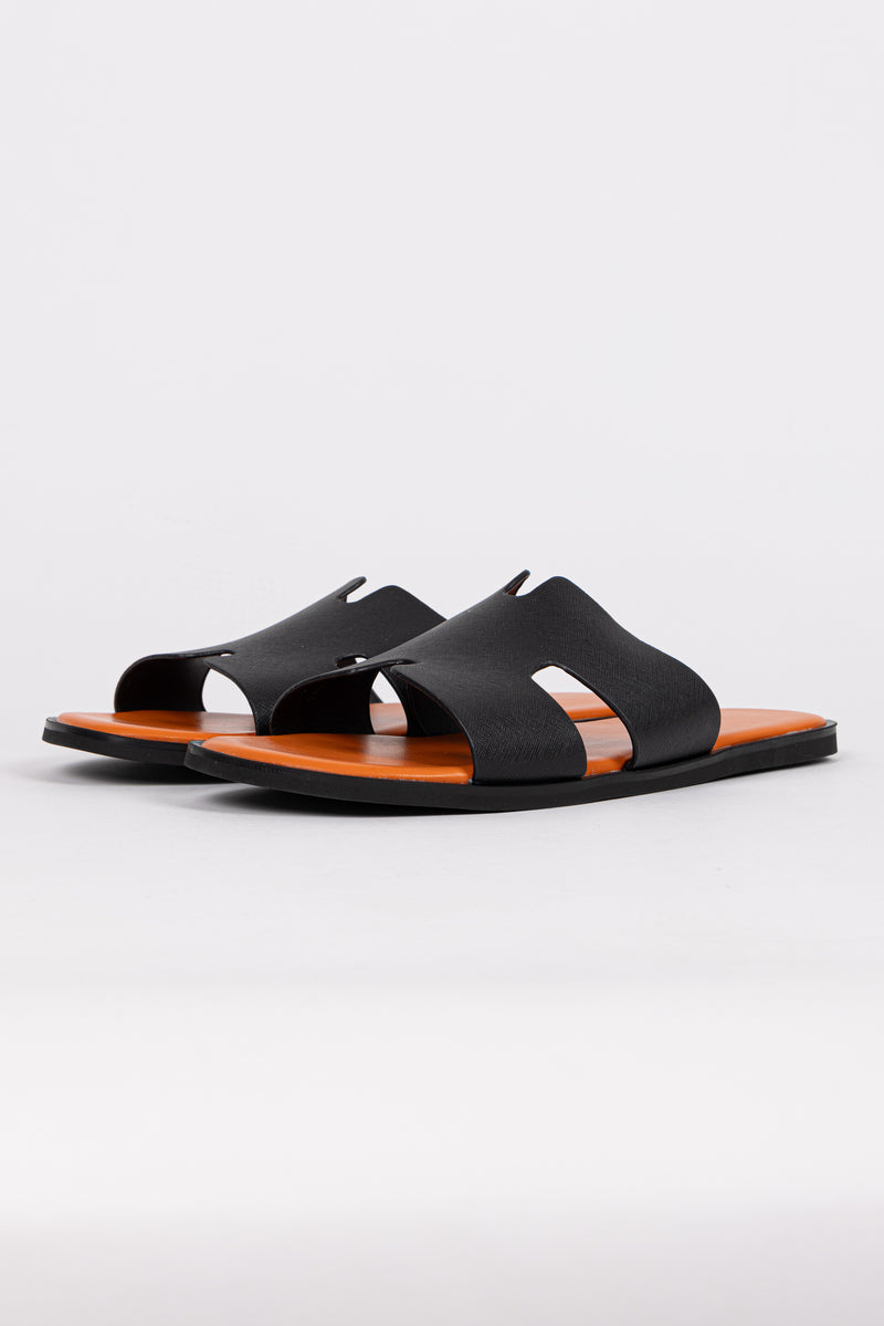CLASSIC LEATHER SANDALS