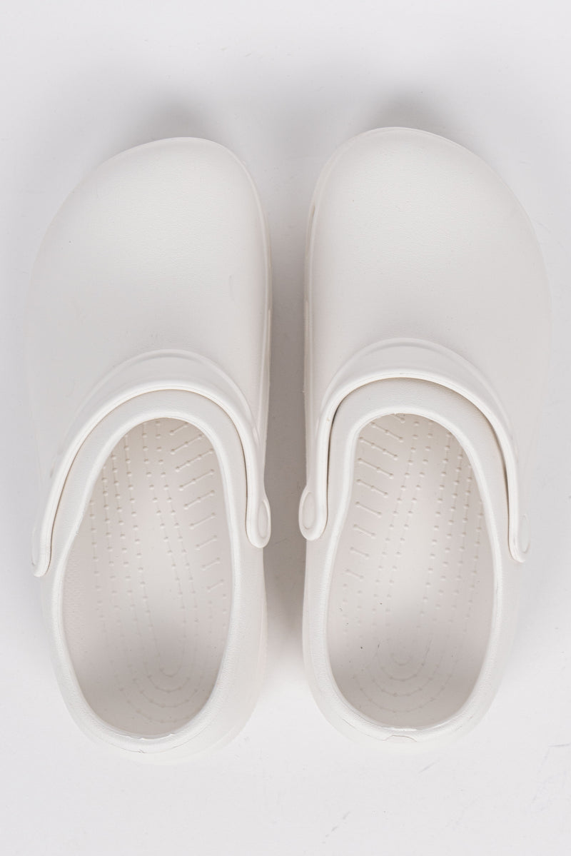 CLOG SANDALS