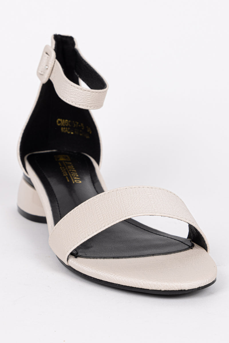 FLAT SANDALS WITH ANKLE STRAPS