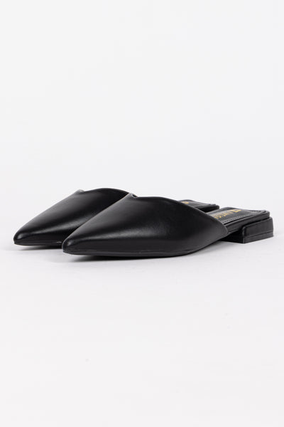 TEXTURED FLAT SHOES