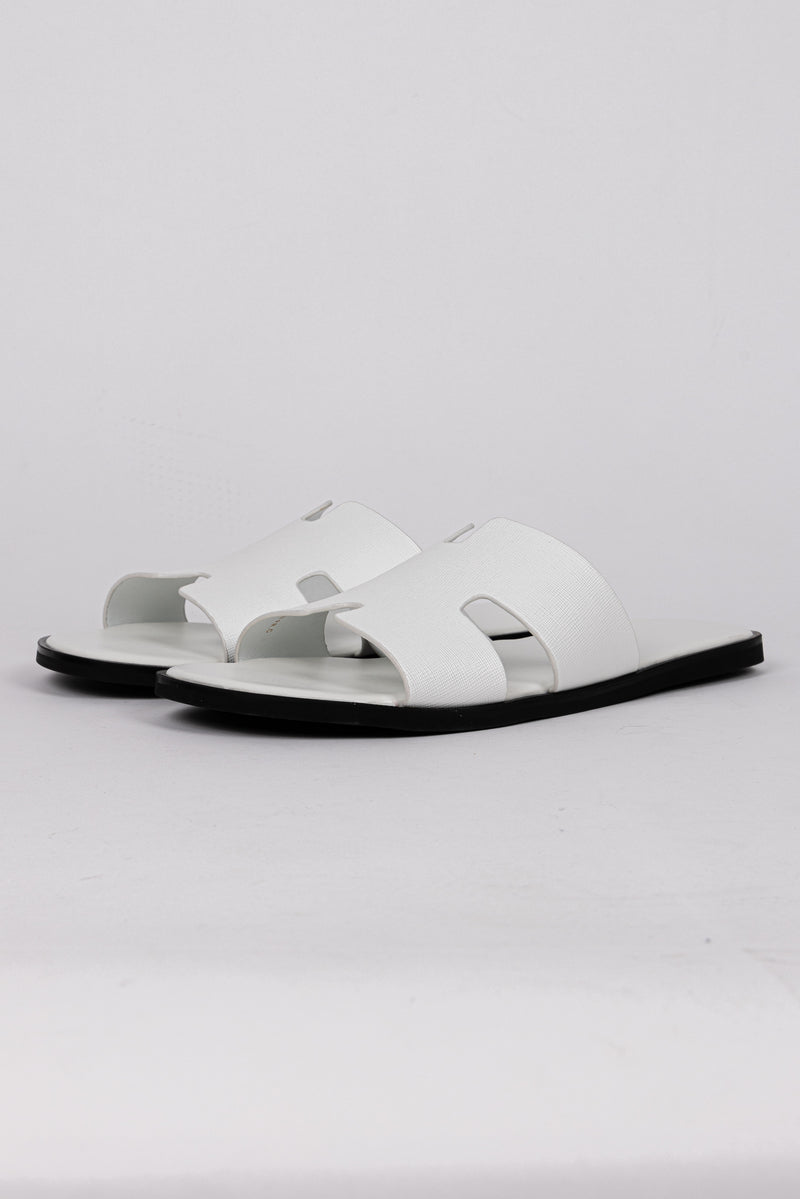 CLASSIC LEATHER SANDALS