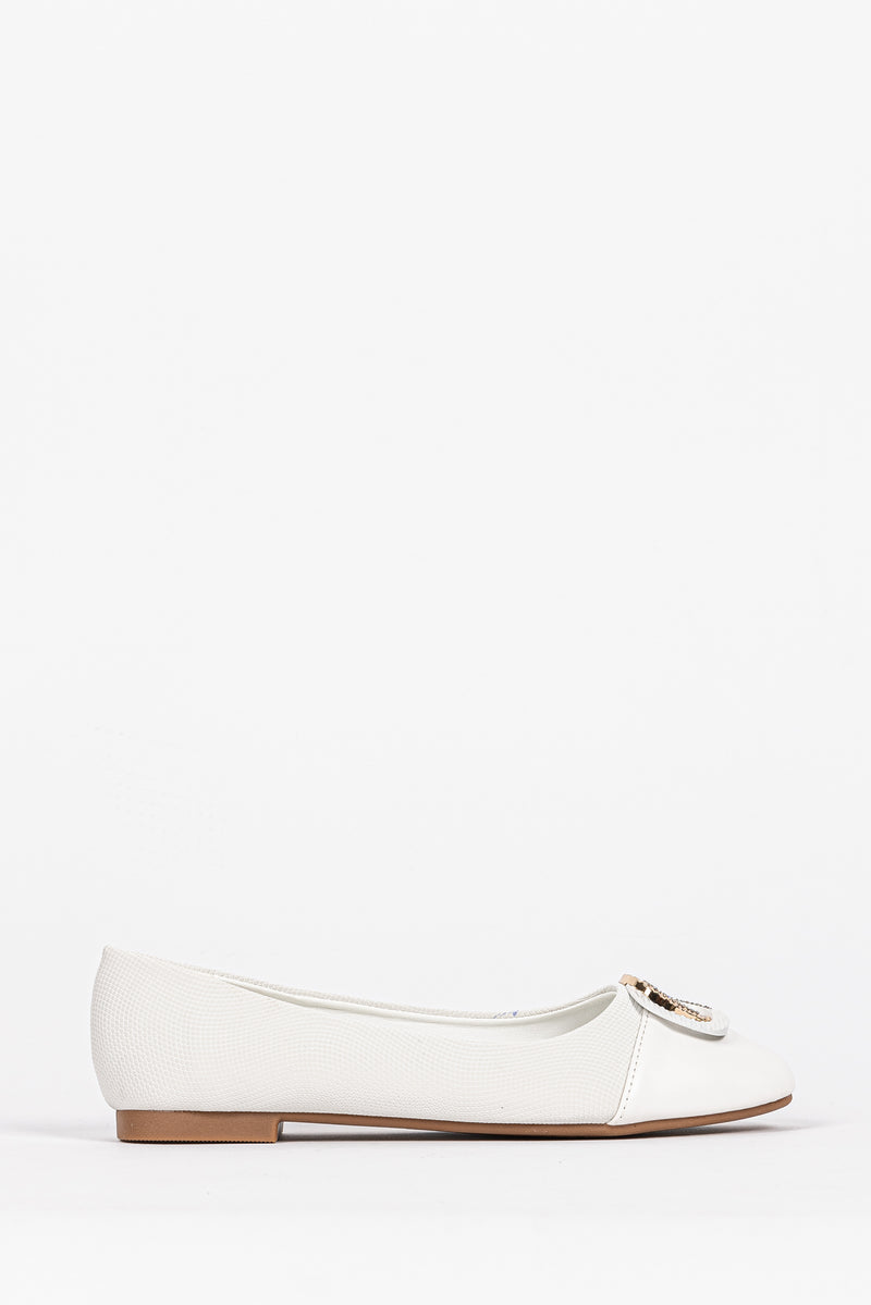 EMBELLISHED FLATS