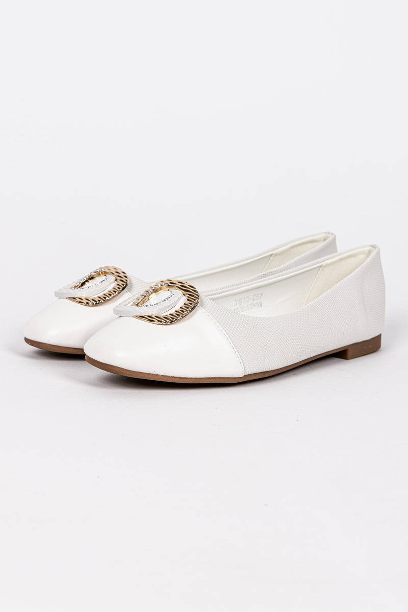 EMBELLISHED FLATS