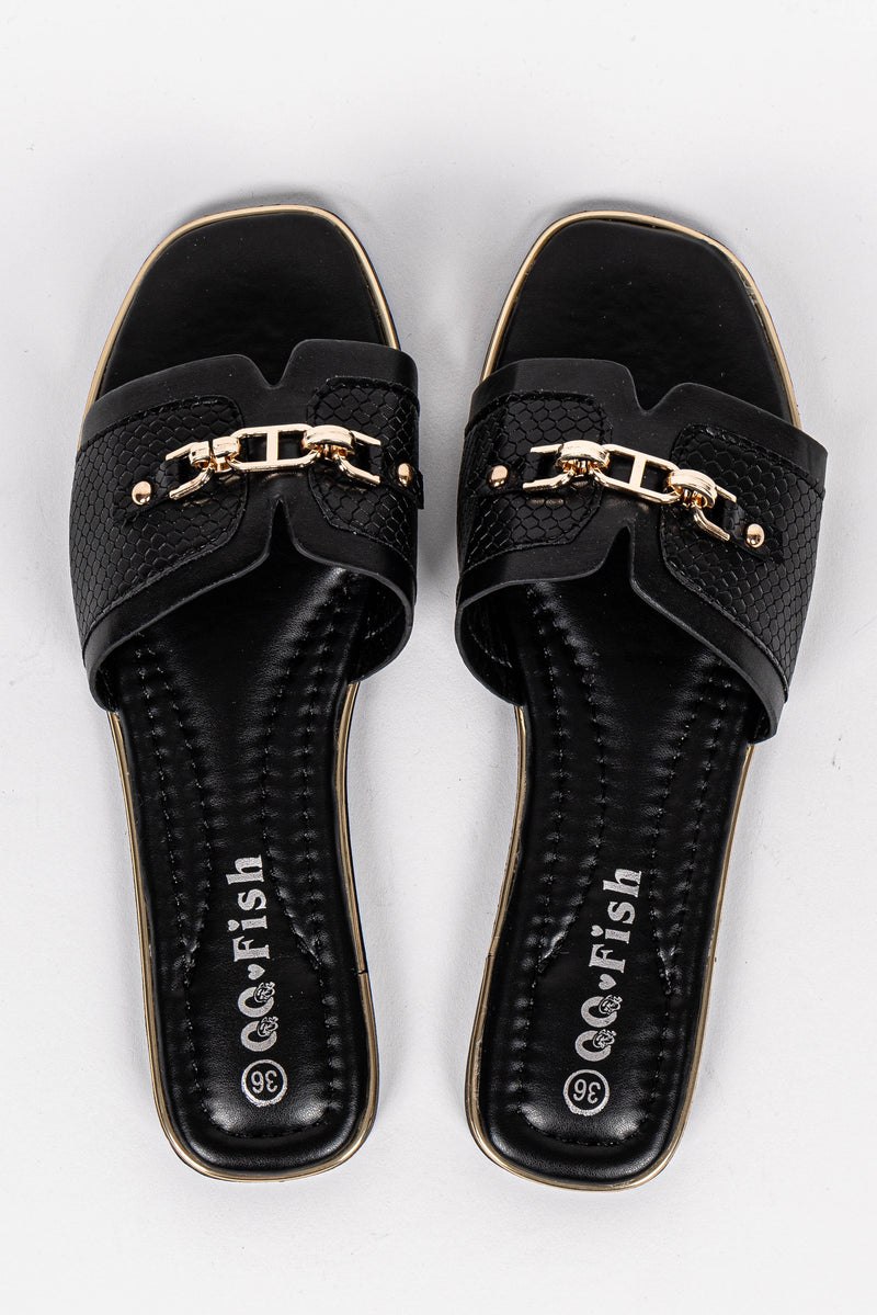 DETAILED FLAT SANDALS