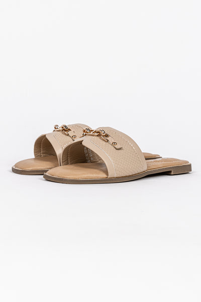 DETAILED FLAT SANDALS