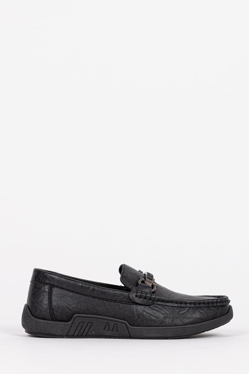 TEXTURED LEATHER SHOES