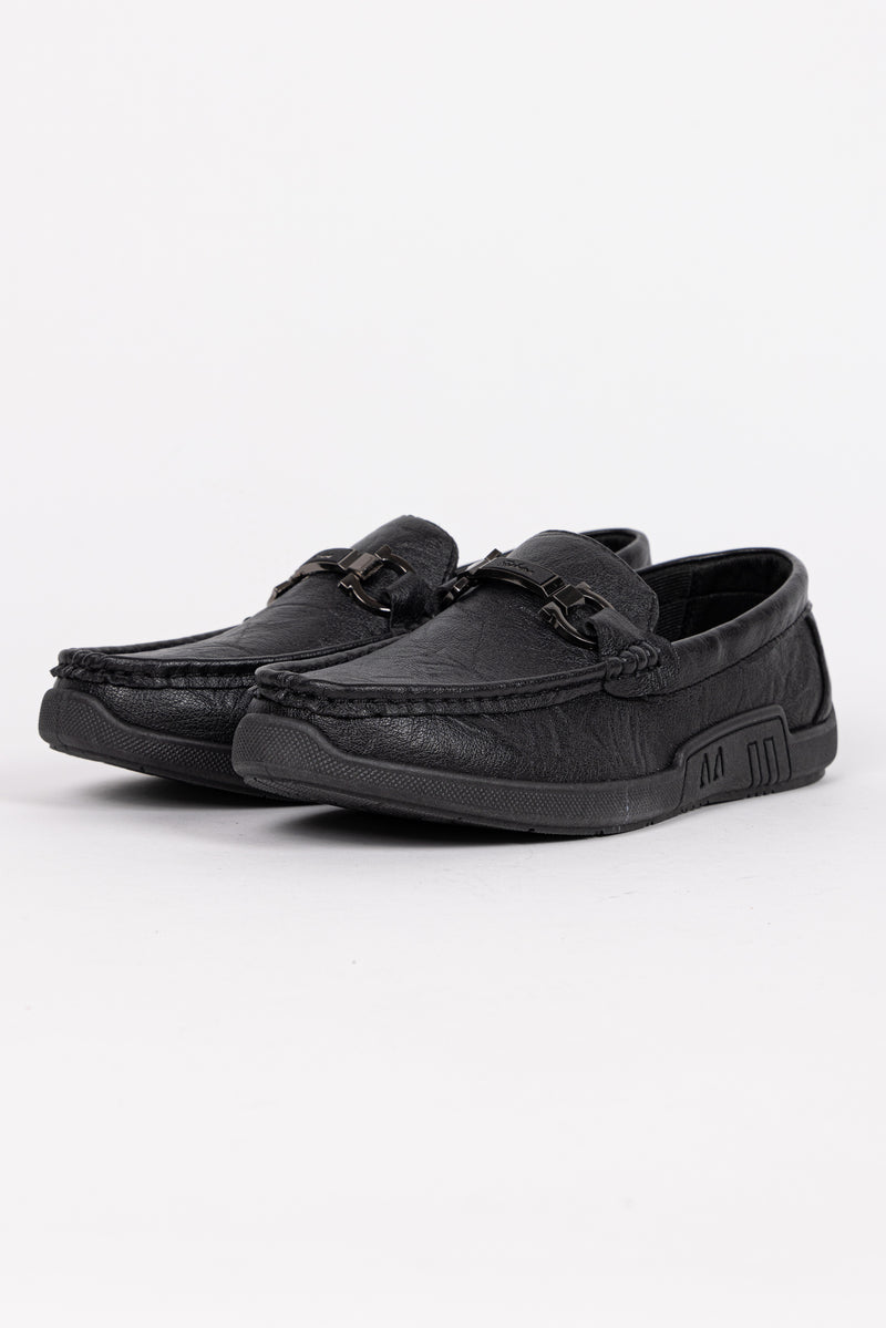 TEXTURED LEATHER SHOES