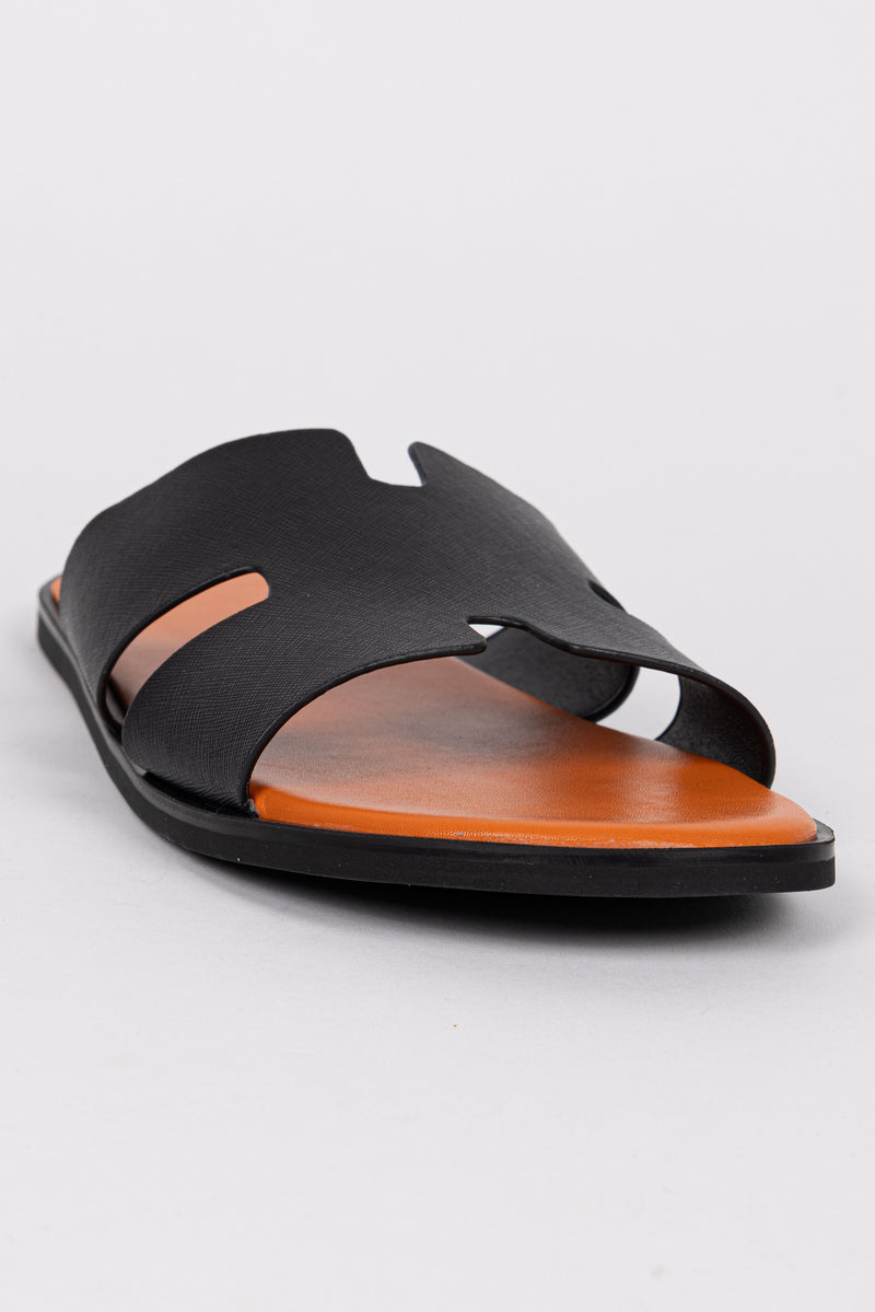 CLASSIC LEATHER SANDALS