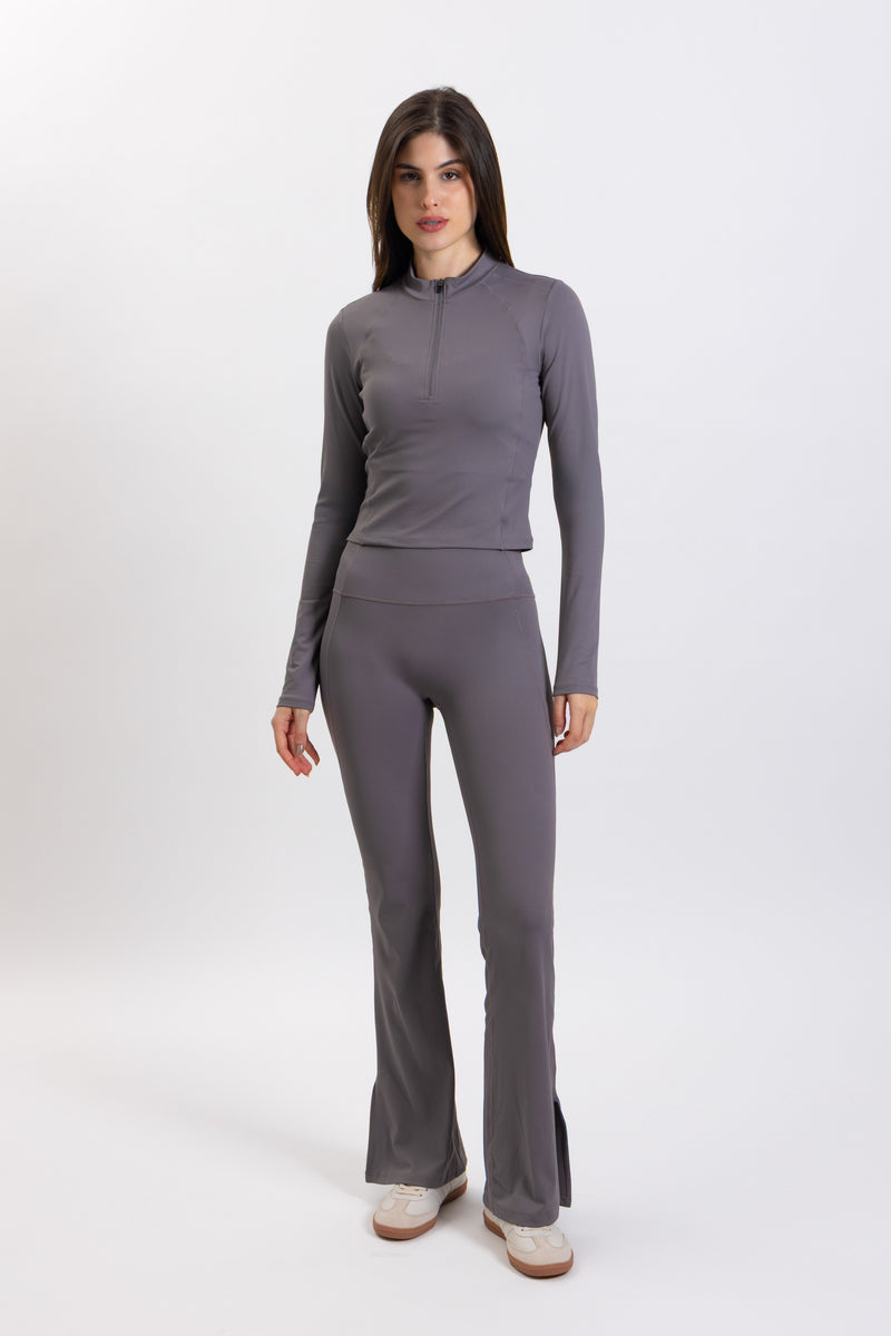 SOFT FLARED YOGA PANTS