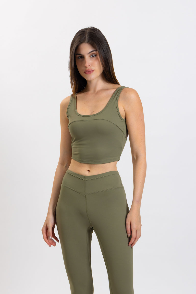 DETAILED SOFT CROP TOP