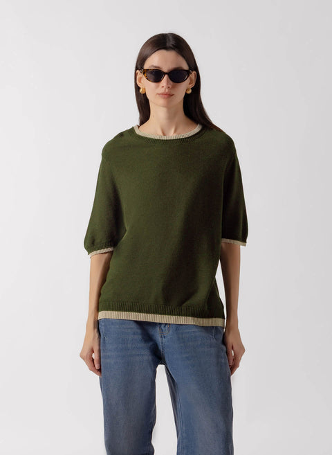 GREEN