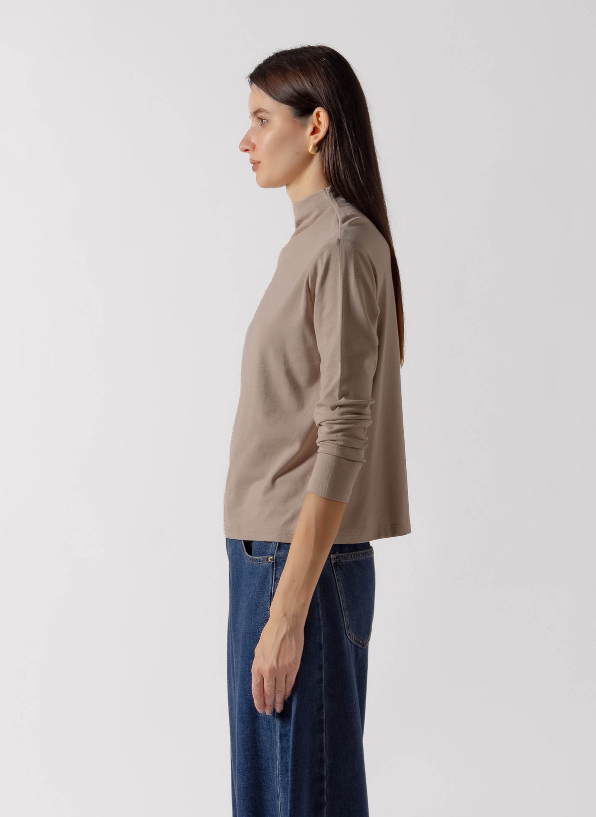 SOFT HIGH NECK TOP