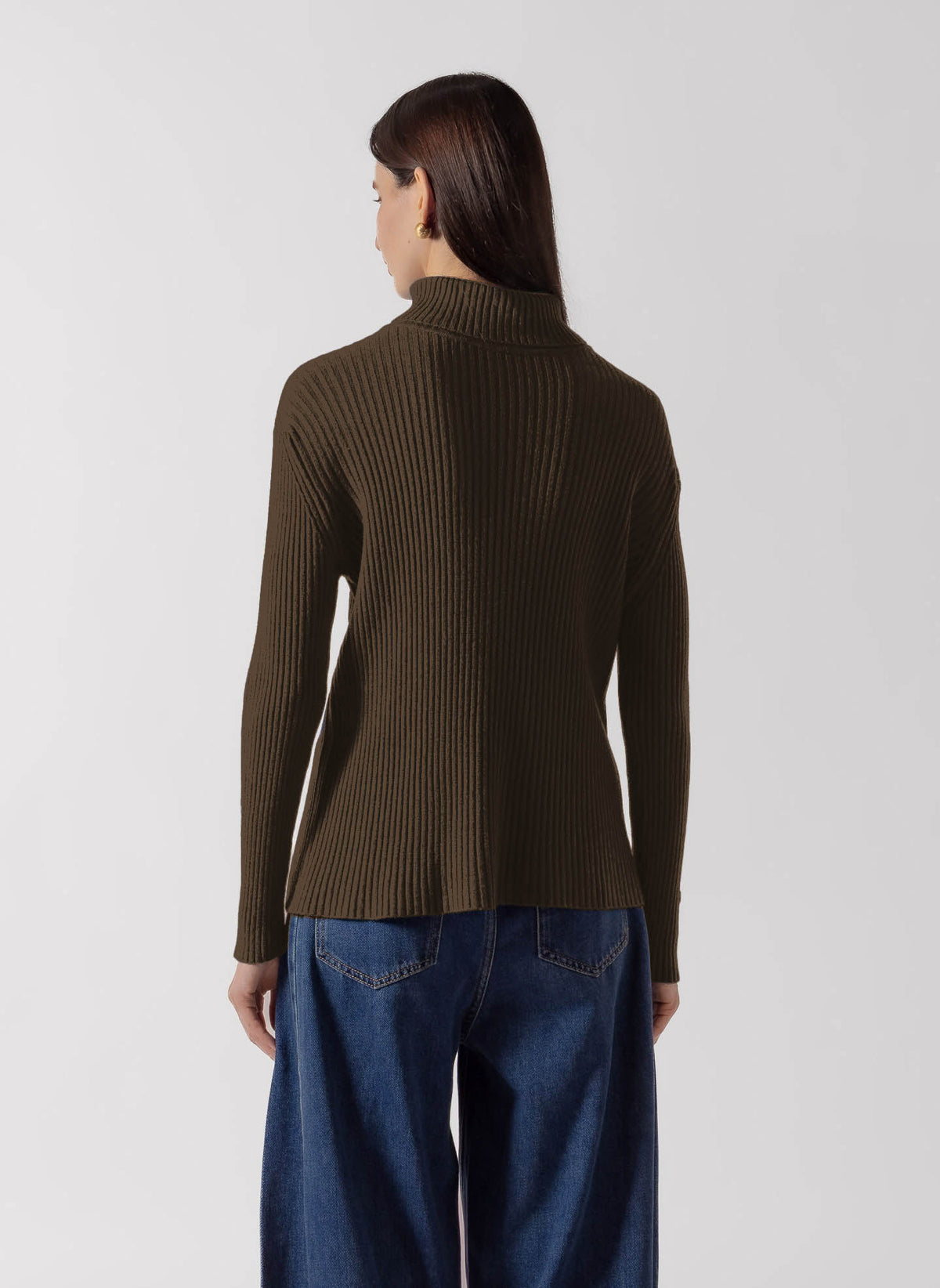 RIBBED TURTLENECK SWEATER