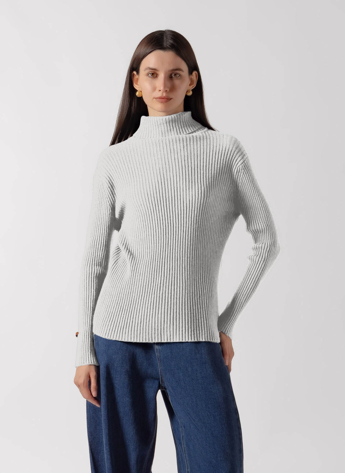 RIBBED TURTLENECK SWEATER