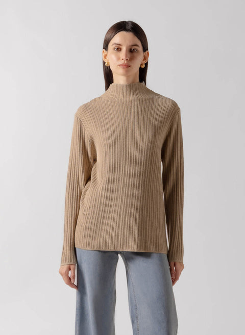 LIGHT BEIGE