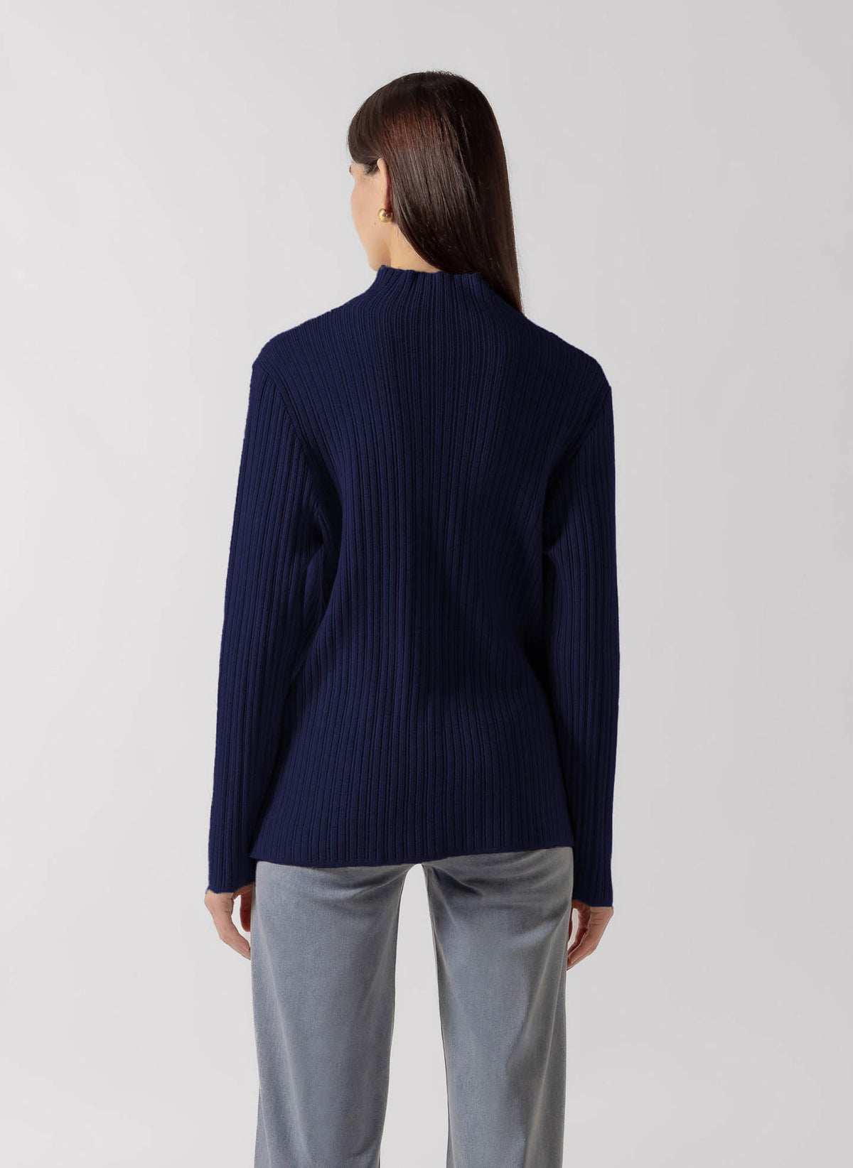 RIBBED MOCK NECK SWEATER