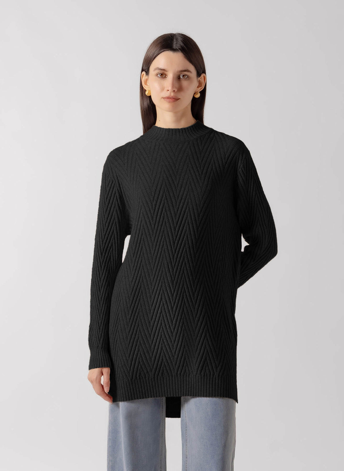CHEVRON RIBBED KNIT SWEATER