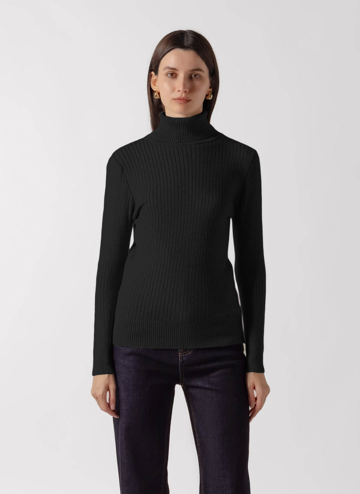 FINE KNIT TURTLENECK SWEATER