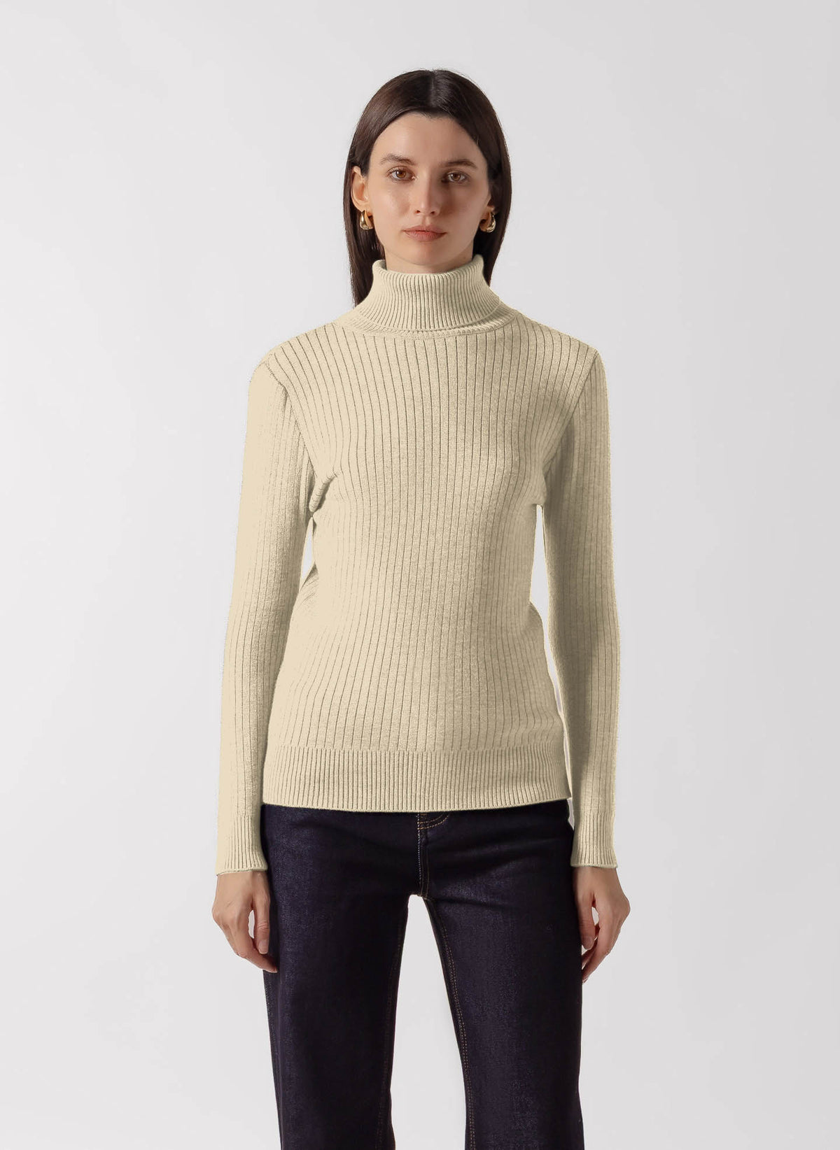 FINE KNIT TURTLENECK SWEATER