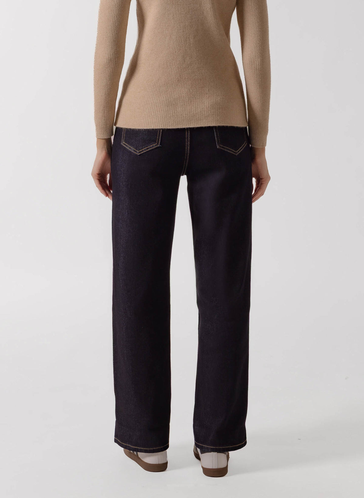 STRIPED TRIM WIDE JEANS