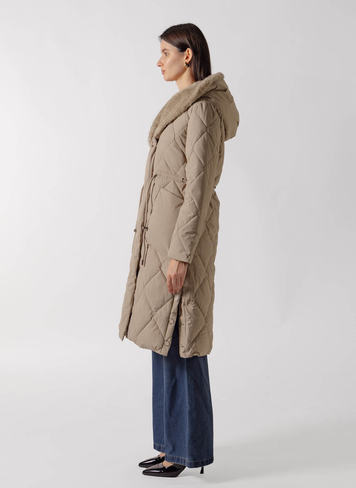 HOODED PLUSH FUR PUFFER JACKET