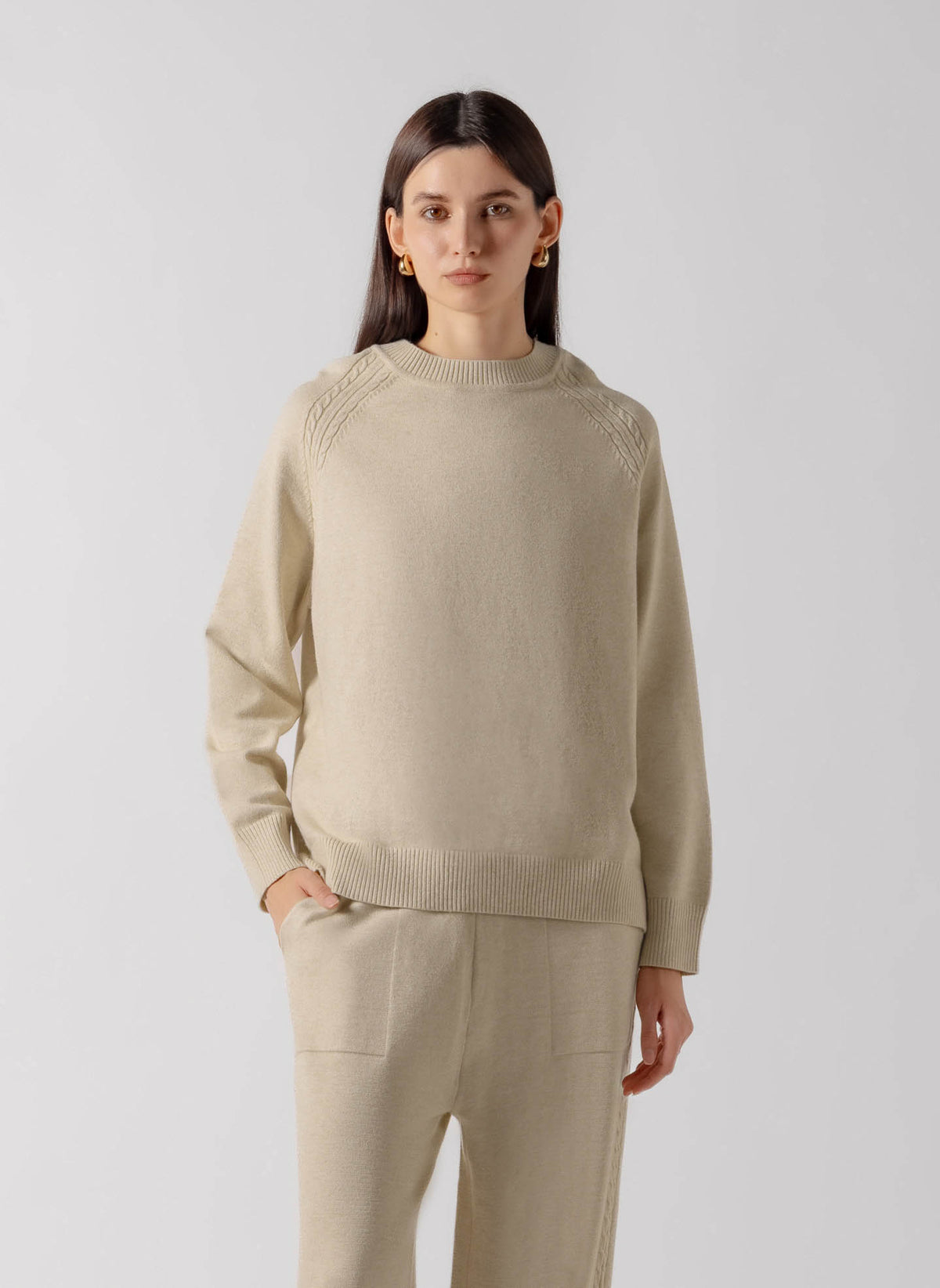 CABLE KNIT CASHMERE SWEATER SET