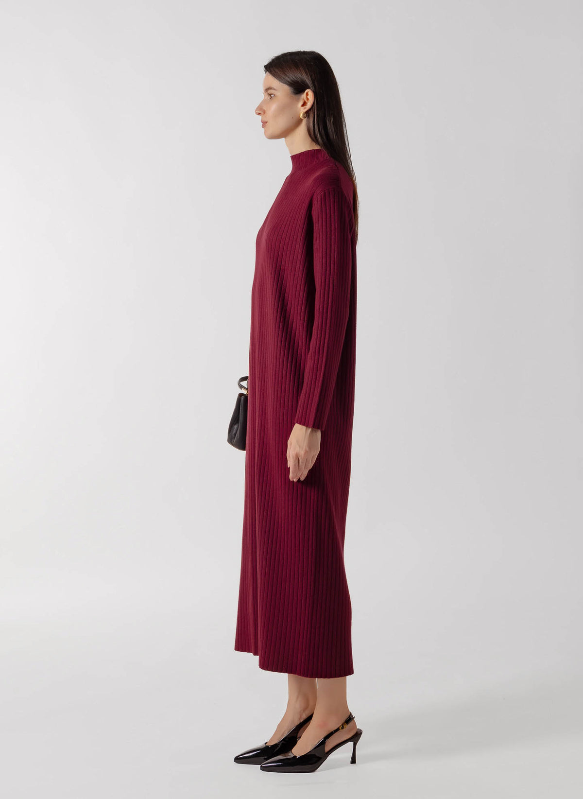 RIBBED MOCK NECK MIDI DRESS