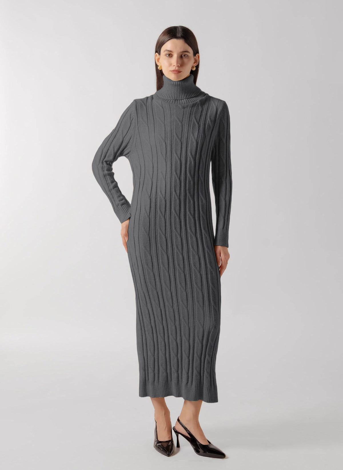 RIBBED TURTLENECK KNIT MAXI DRESS