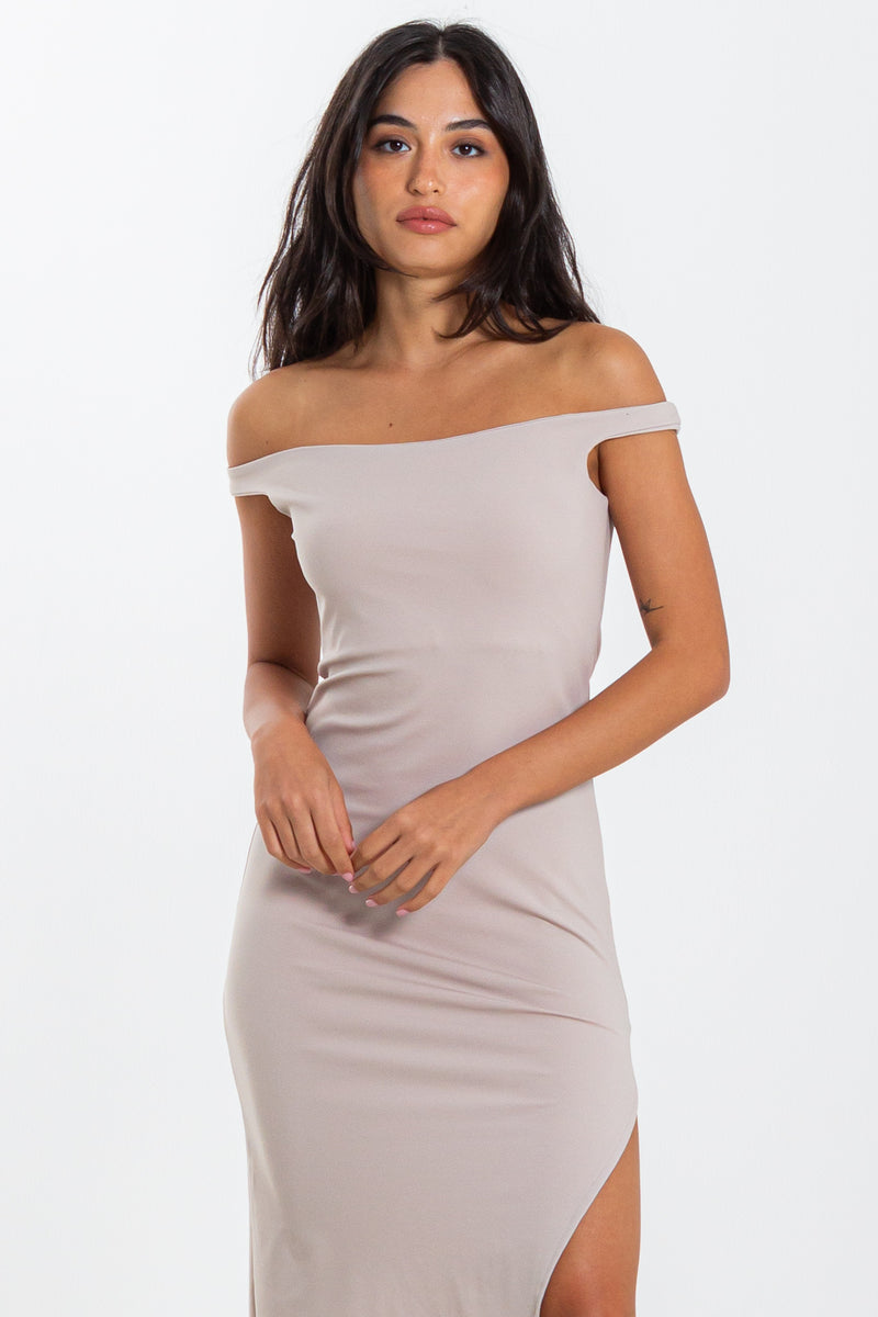OFF THE SHOULDER FITTED DRESS