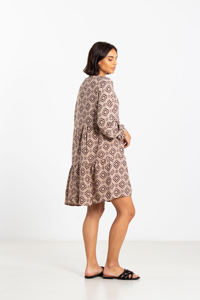 PRINTED LONGLINE BLOUSE