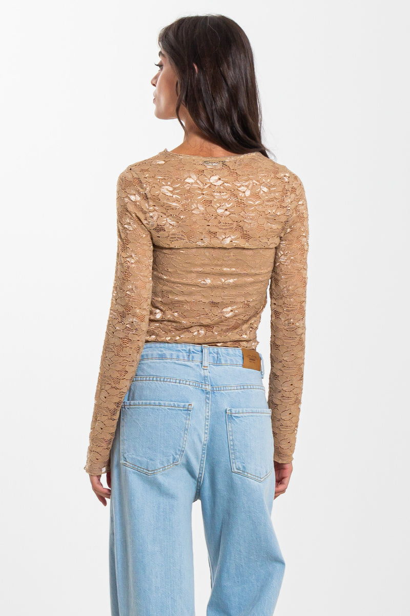 LACE TOP