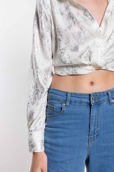 TEXTURE PRINTED CROP TOP