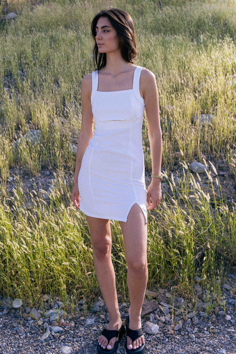 FITTED SHORT DRESS