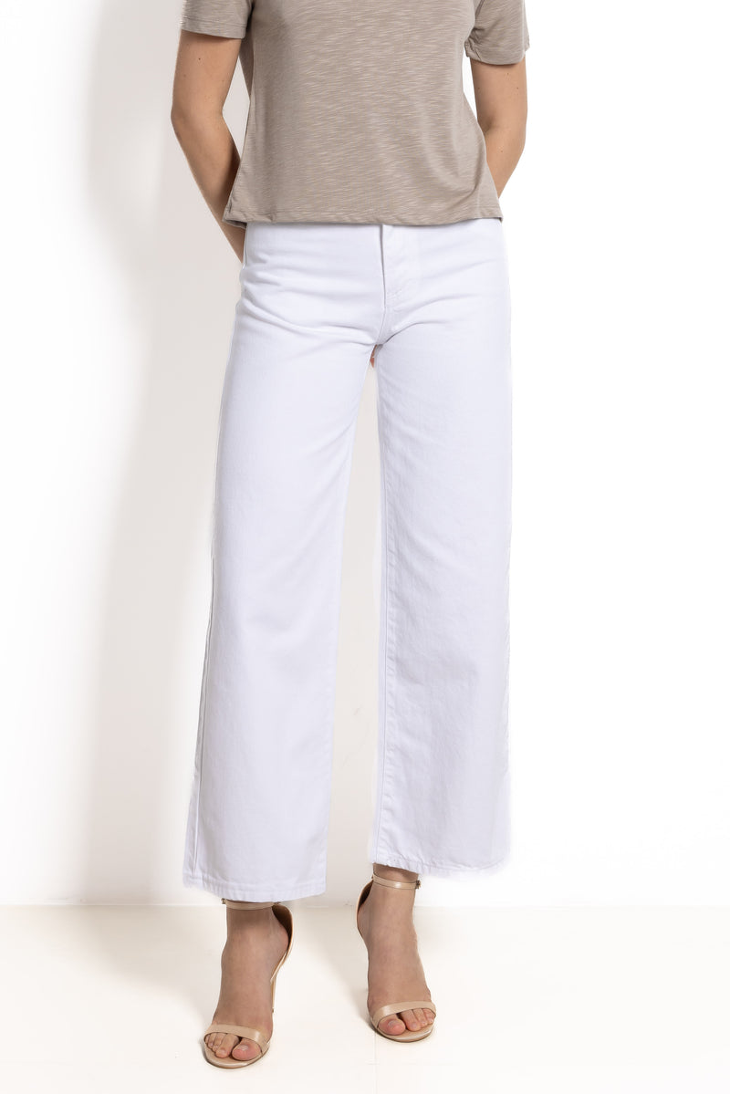 WIDE-LEG HIGH RISE JEANS