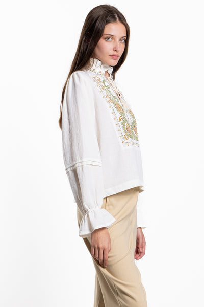 DETAIL EMBROIDERY LINEN BLEND TOP