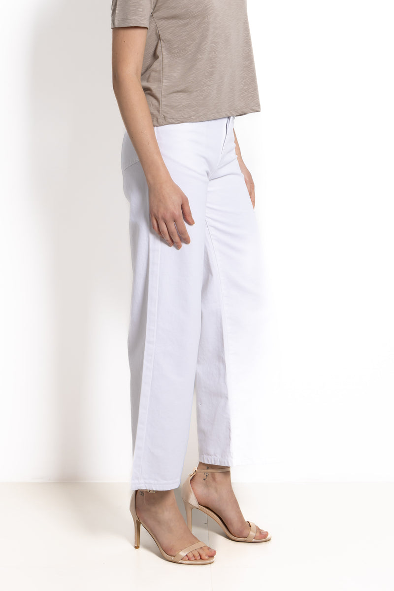WIDE-LEG HIGH RISE JEANS