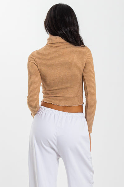 RIBBED HIGH NECK TOP