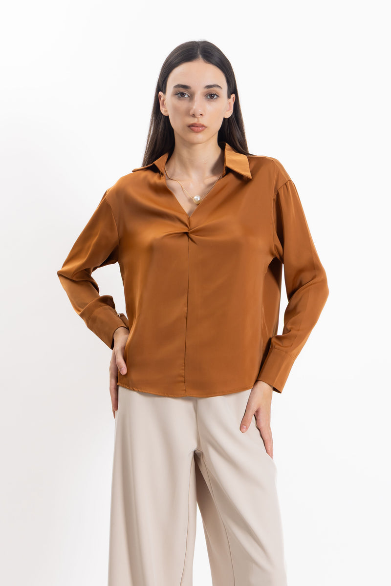 SATIN SHIRT WITH NECKLACE