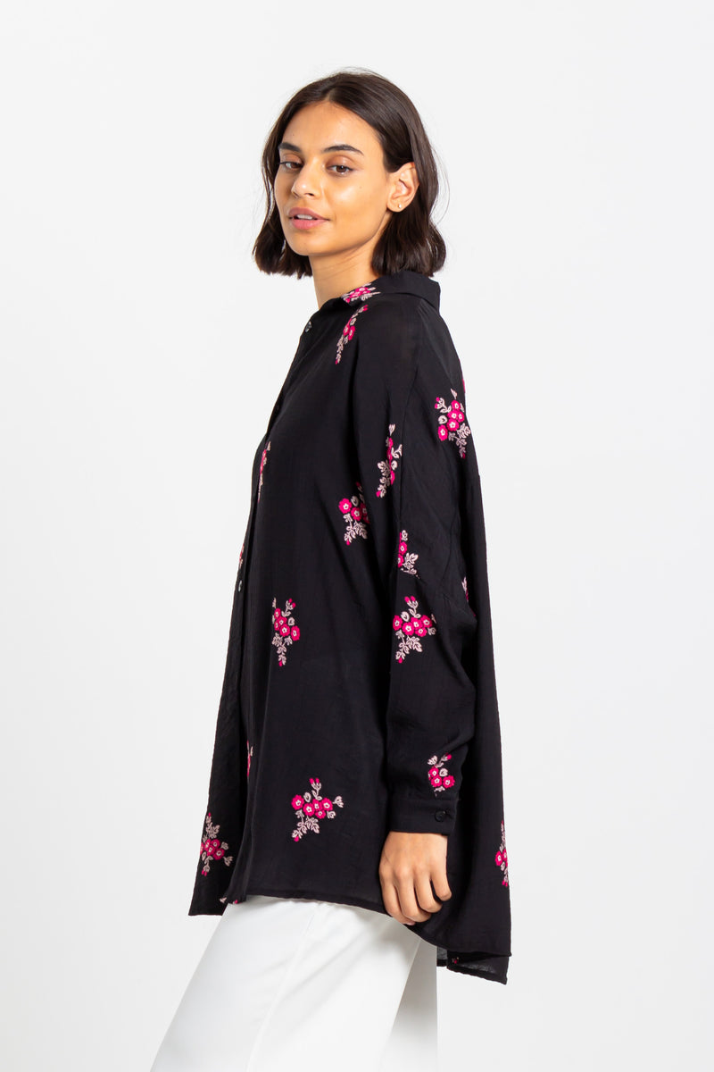 DETAILED LIGHTWEIGHT TOP