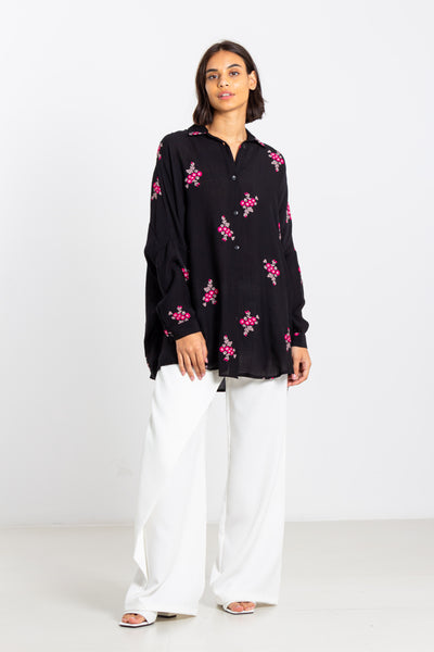 DETAILED LIGHTWEIGHT TOP
