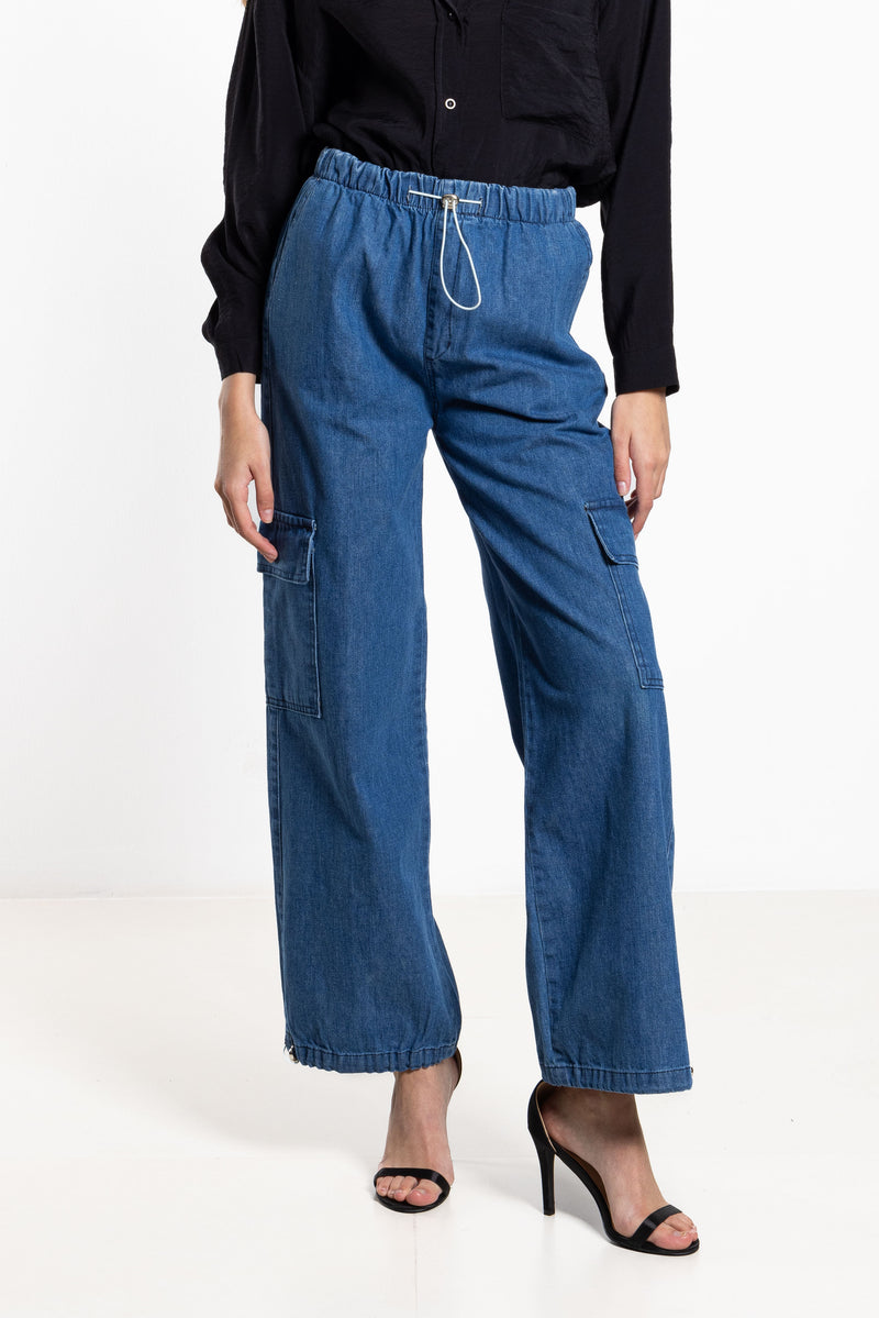 WIDE-LEG CARGO JEANS